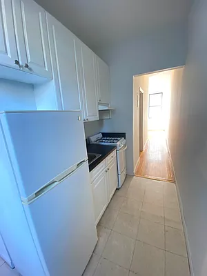 Rented by Best Apartments North Inc | media 40