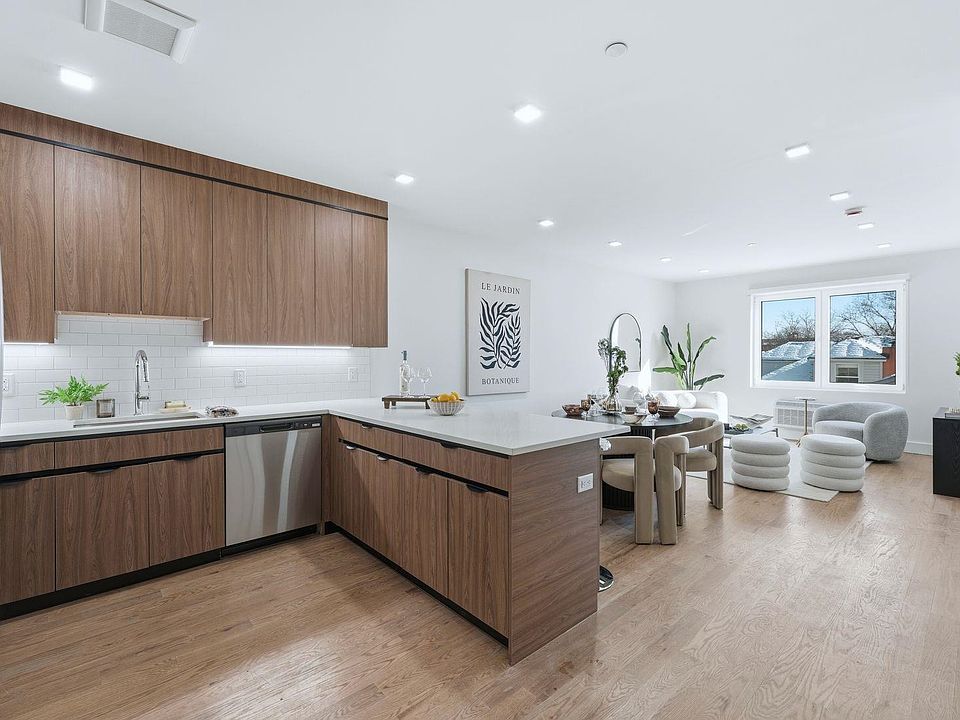 1st image of 8404 4th Ave #401