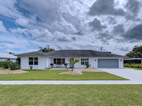 3rd image of 1430 SE Sunshine Ave
