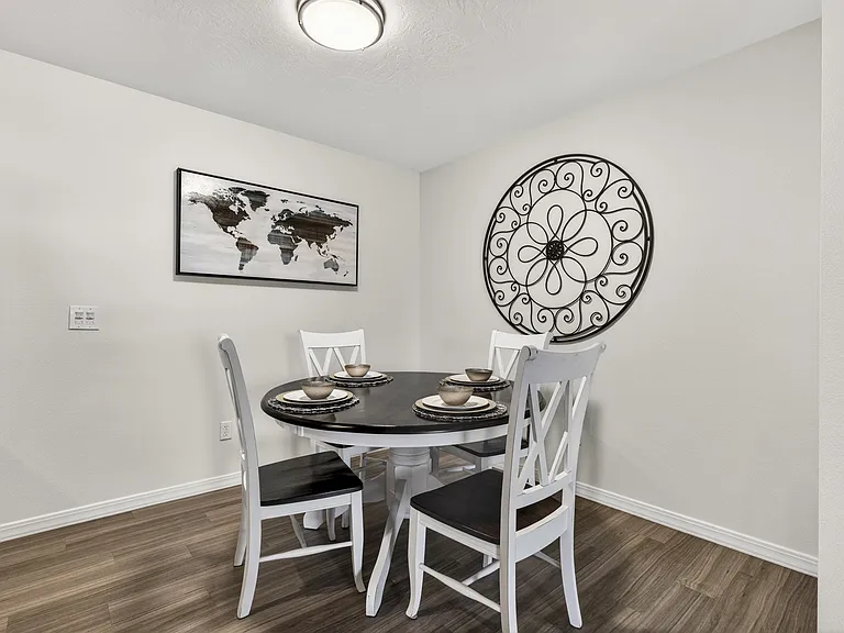 Eagles Landing Apartments — Photo 49