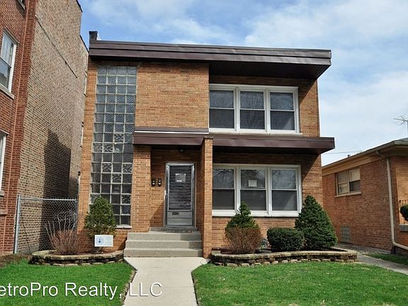 2nd image of 9021 S Blackstone Ave #2
