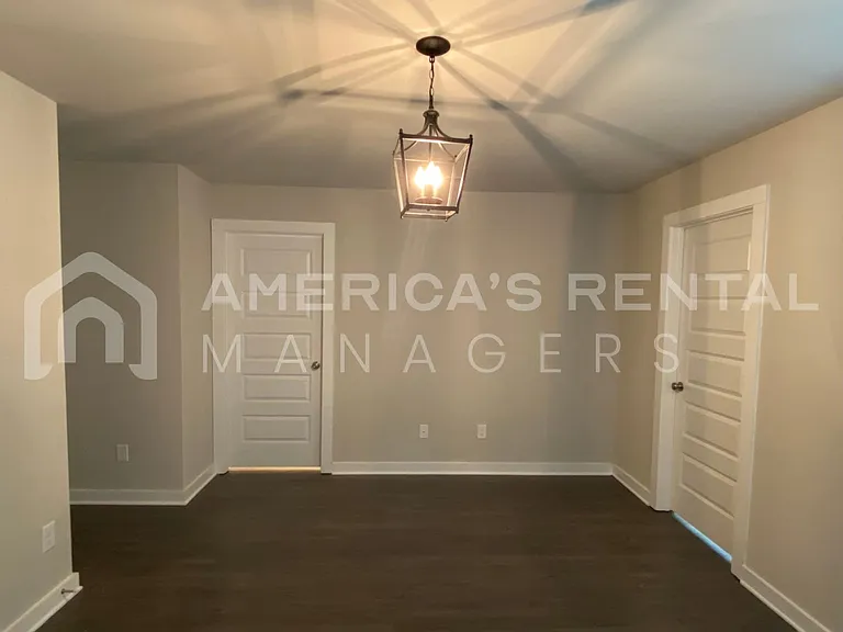 490 Ridge View Cir — Photo 26