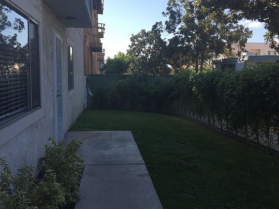 5th image of 6900 Knowlton Pl APT 01