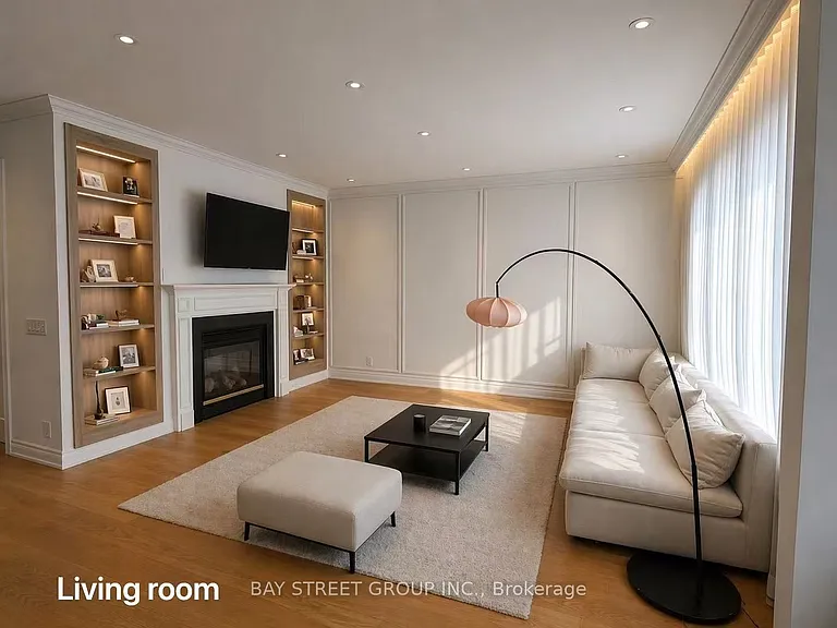 42 Fouracre Way #UPPER LEVEL — Photo 9