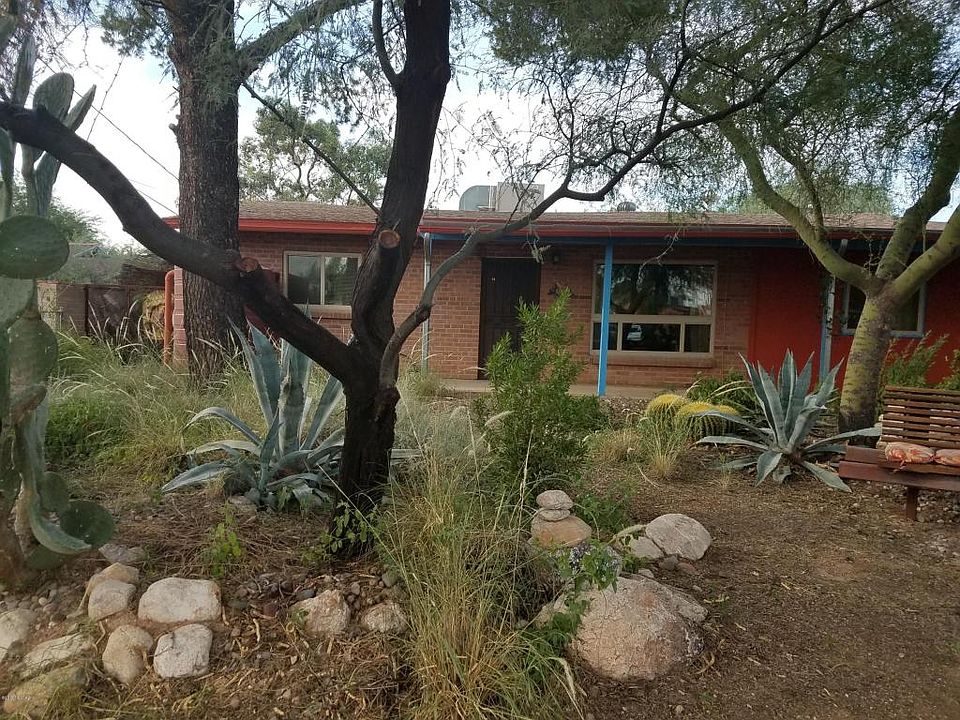 1st image of 3313 E Monte Vista Dr