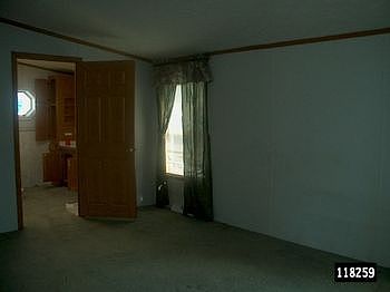 118259X-4.jpg