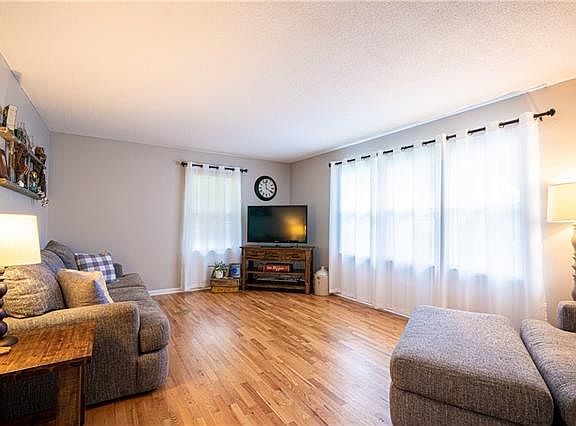 5th image of 5315 Ethel Dr