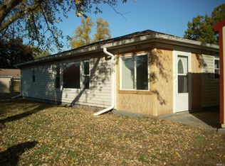 618 W 12th St, Rochester, IN 46975