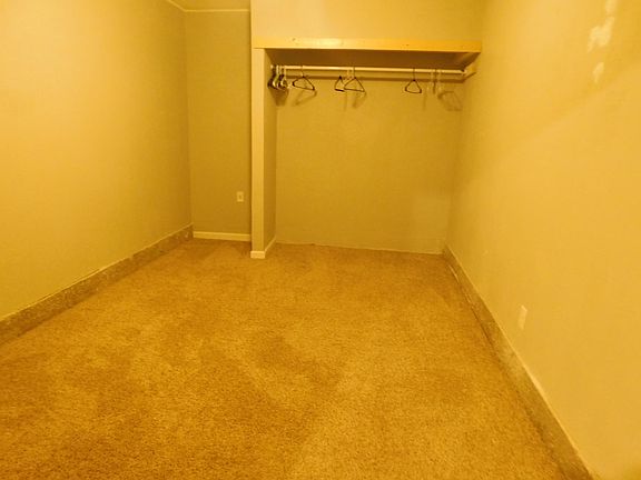 3rd image of 4829 Elmview Dr