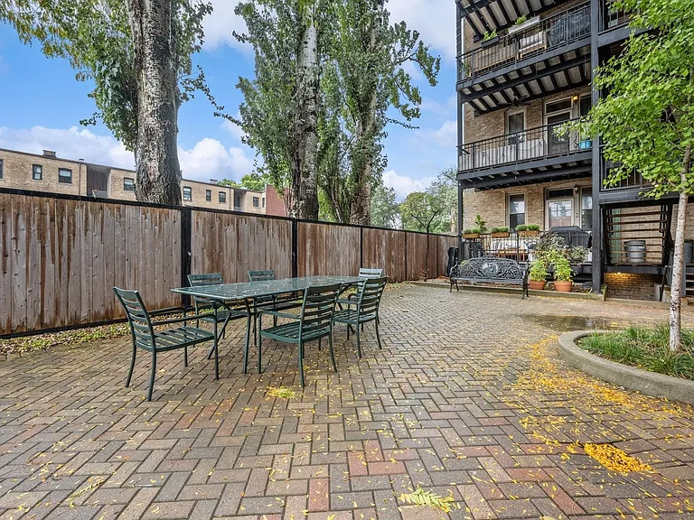 2352 N Cleveland Ave #3 — Photo 10