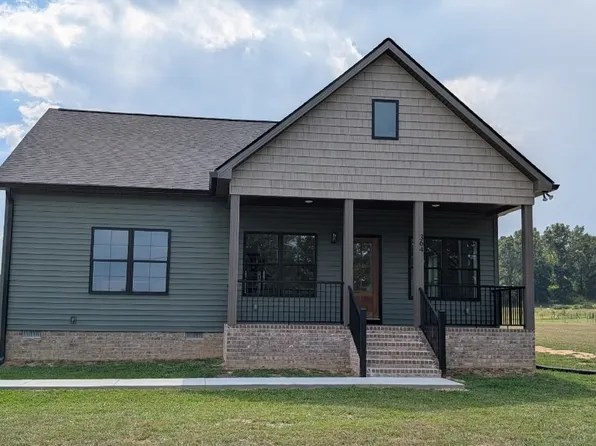 364 Clyde Wix Rd, Westmoreland, TN 37186