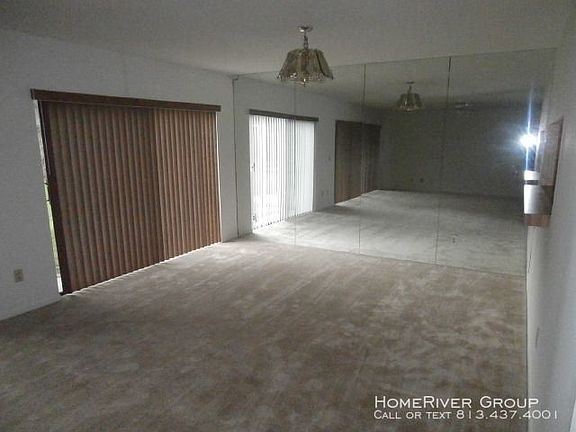 5th image of 1411 Pylewood St