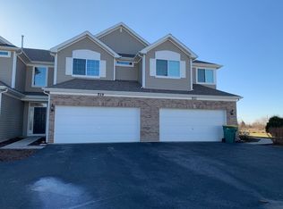 519 Fort Clatsop Ct, Joliet, IL 60431