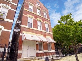 1322 W 18th Pl APT 1R, Chicago, IL 60608