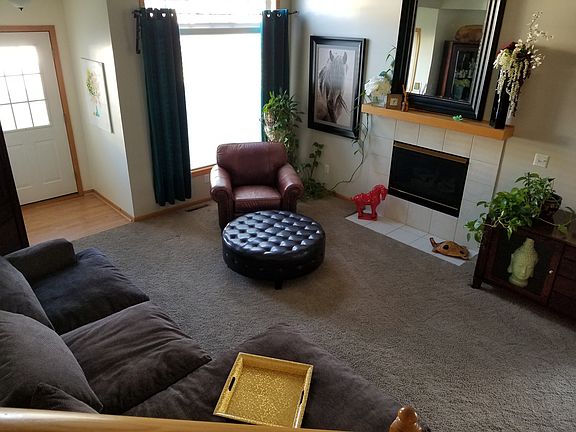 3rd image of 1615 Riverwood Dr