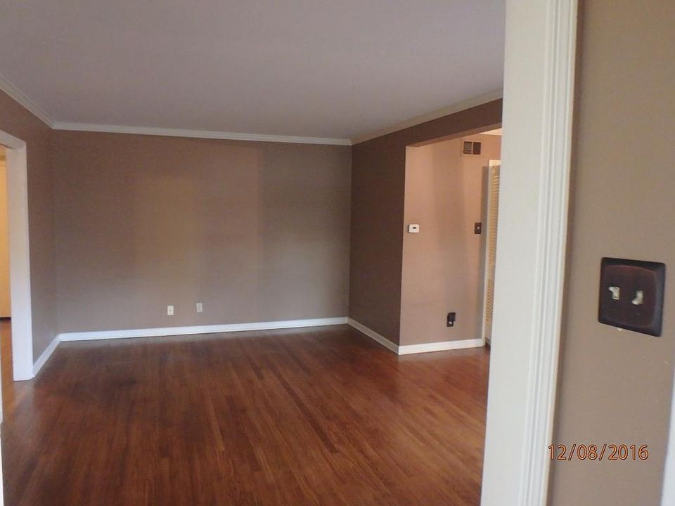 1st image of 1619 Dorset Dr