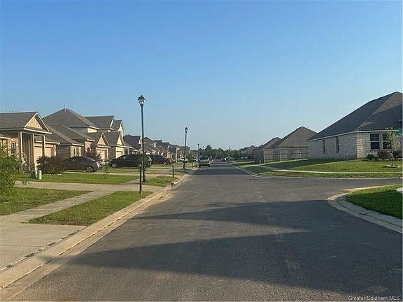 3rd image of 3123 E Blue Heron Dr