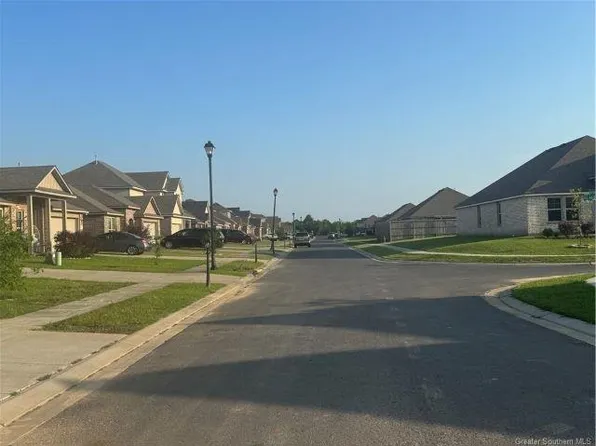 3123 E Blue Heron Dr, Lake Charles, LA 70615