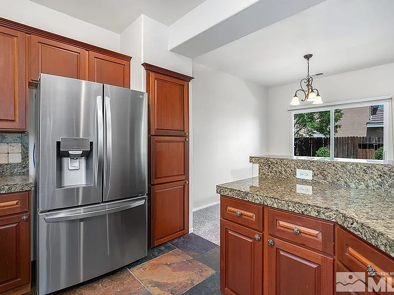 9646 Otter Way — Photo 4