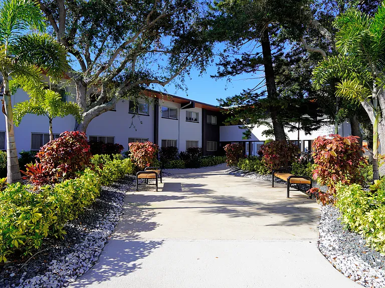 Addison Cove — Photo 26