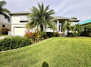 2356 Cherimoya Ln, Saint James City, FL 33956