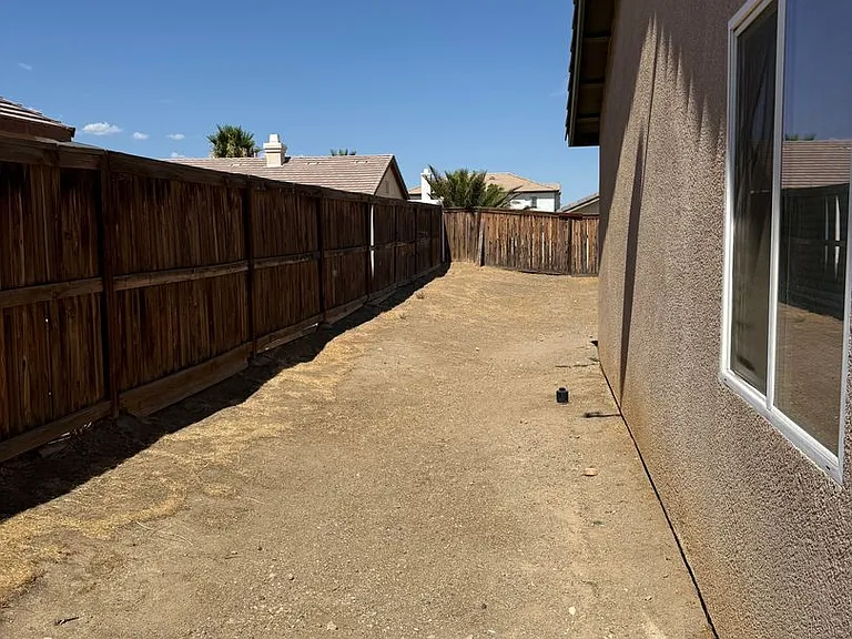 17657 Dayton St — Photo 63