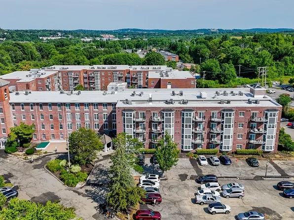 148 Main St APT A510, North Andover, MA 01845