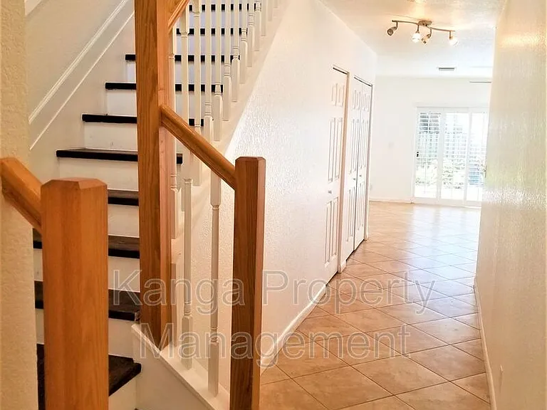 3221 SW 15th Ave — Photo 7