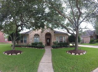 6204 S Sumac Dr, Pearland, TX 77584