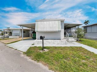 8641 SW 15th Ct, Davie, FL 33324