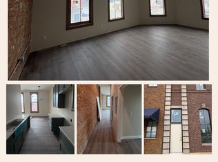 100 NW 2nd St #1, Stuart, IA 50250