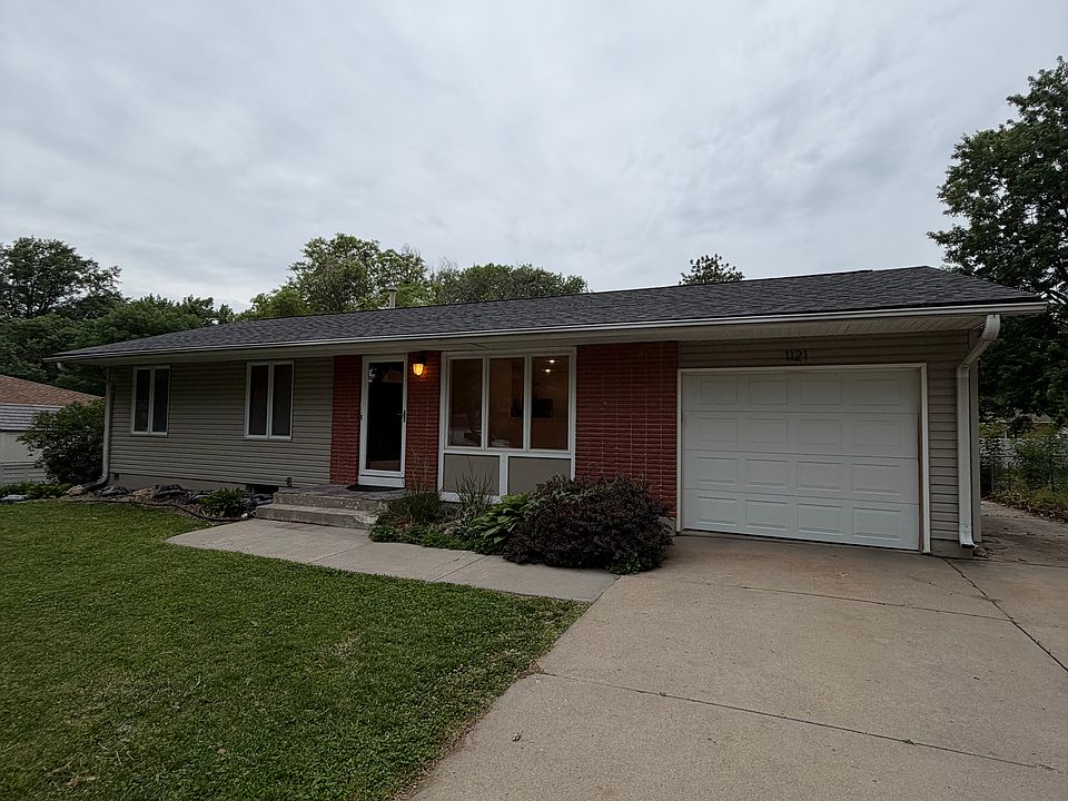 1st image of 1121 Driftwood Dr