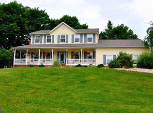 15793 Old Country Ct, New Freedom, PA 17349