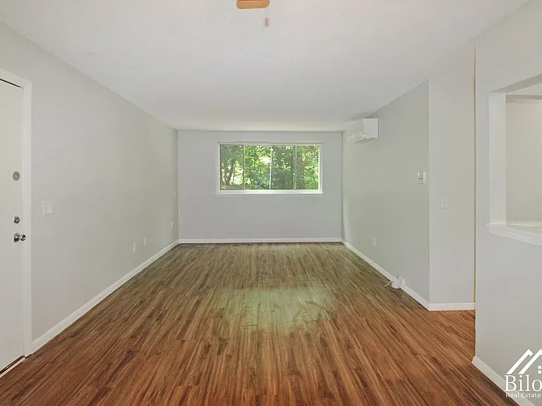 Northfield Manor Apartments — Photo 6