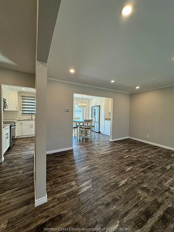 3 bed, $2,600 — Photo 4