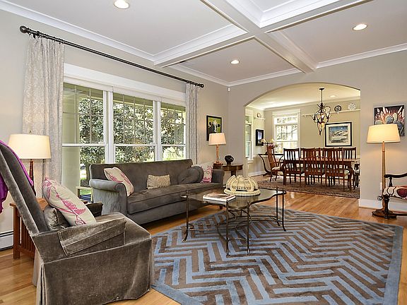 4th image of 9424 Overlea Dr