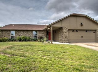 8934 E 60th St S, Tulsa, OK 74145