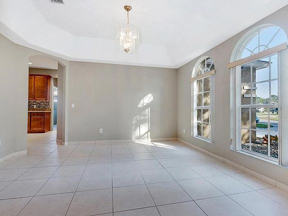 4th image of 373 Kassik Cir