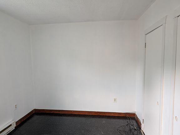 4th image of 87 Kearney St #2