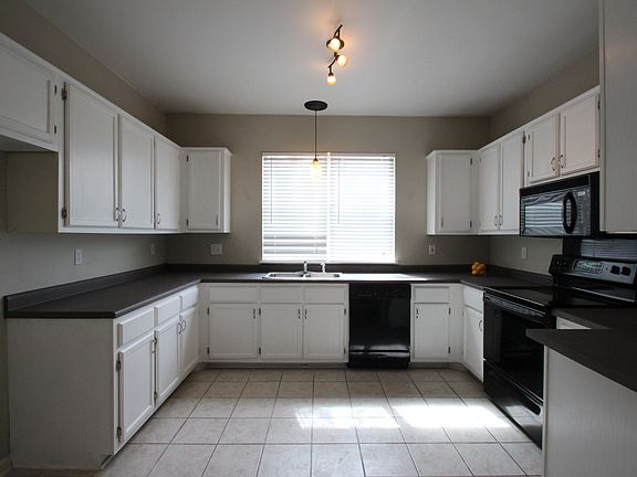2nd image of 708 Walnut Woods Cv S