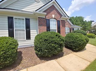 4925 Luke Dr, Cumming, GA
