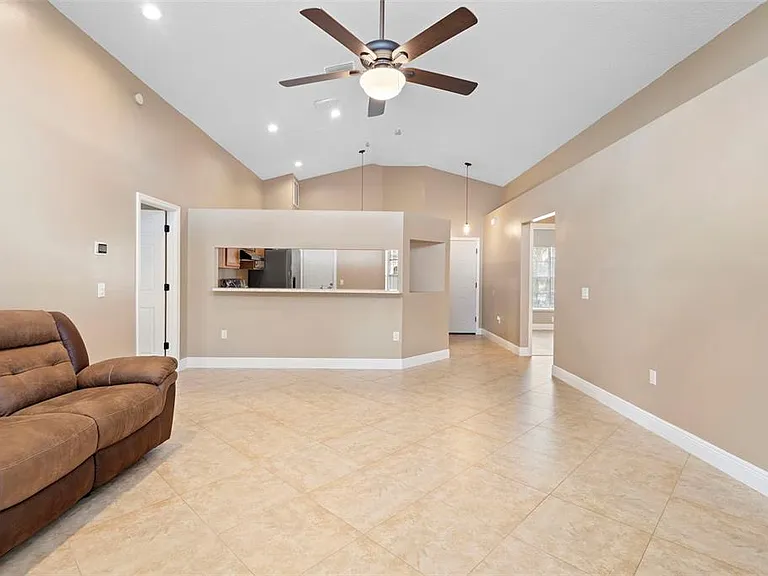 707 Brightview Dr — Photo 8