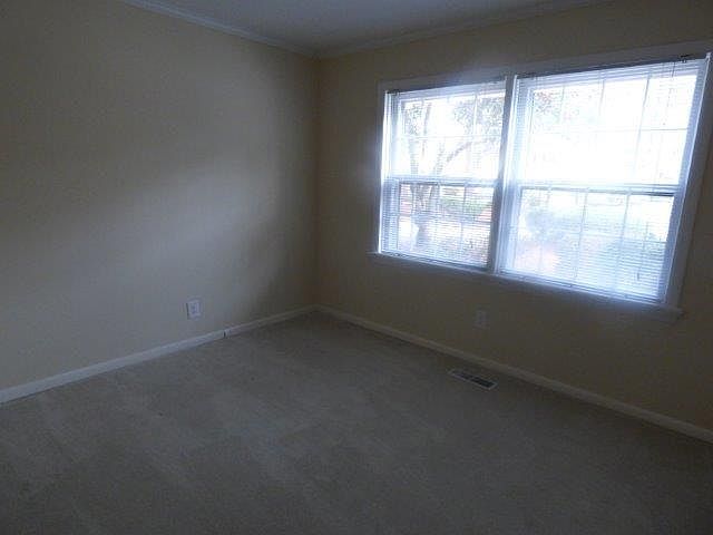 2nd image of 337 Driftwood Cir Unit B