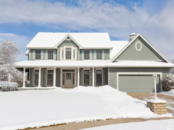 718 NE Brook Haven Dr, Ankeny, IA 50021