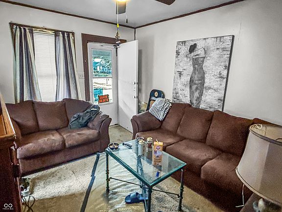 5th image of 5202 Burgess Ave