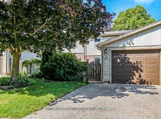 10 Berkshire Ct, London, ON N6J3N7