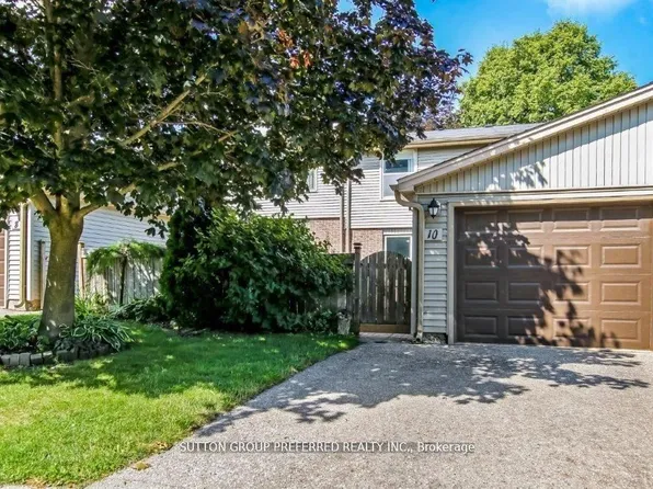 10 Berkshire Ct, London, ON N6J 3N7