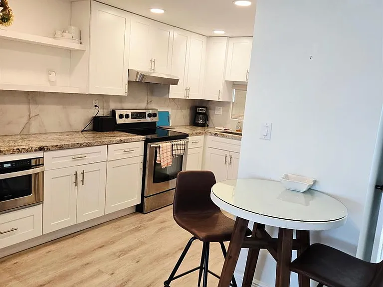 9923 S Hollybrook Lake Dr #310 — Photo 3