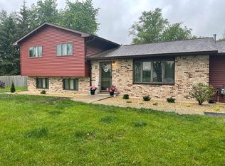 16006 Hendricks St, Lowell, IN 46356