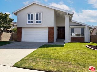 2334 W Chandler Ave, Santa Ana, CA 92704